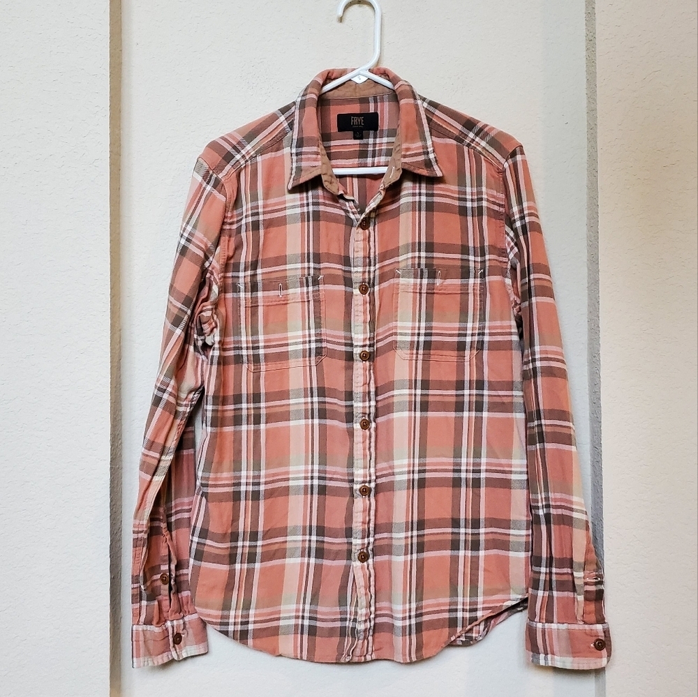 Frye Men's Button Front Shirt.  Size Large